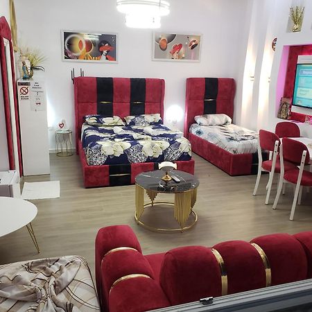 Studio Near Tirana Airport 2- Self Check-In Free Parking Lägenhet Valjiosi Exteriör bild